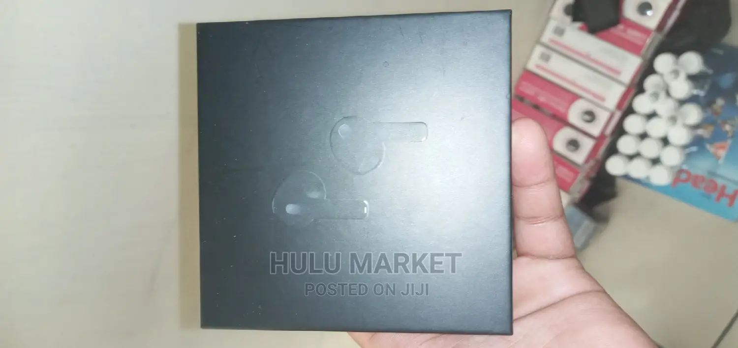 Apple Earpod 3rd Generation And Pro Black