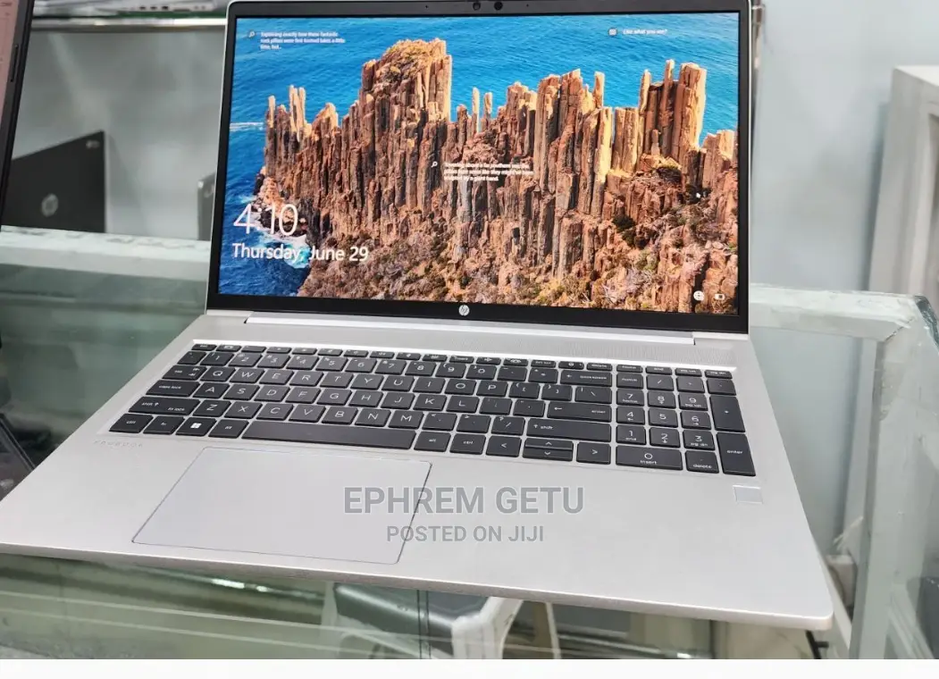 New Laptop HP ProBook 430 G8 8GB Intel Core I7 SSD 512GB