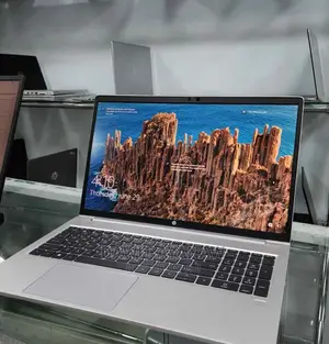 New Laptop HP ProBook 430 G8 8GB Intel Core I7 SSD 512GB