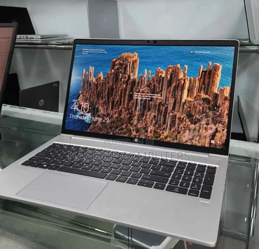 New Laptop HP 8GB Intel Core I7 SSD 512GB