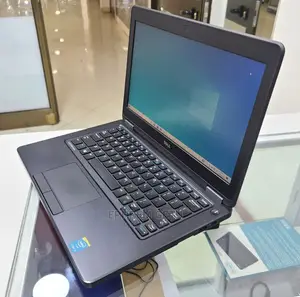 New Laptop Dell Latitude 12 E5250 8GB Intel Core I5 HDD 500GB