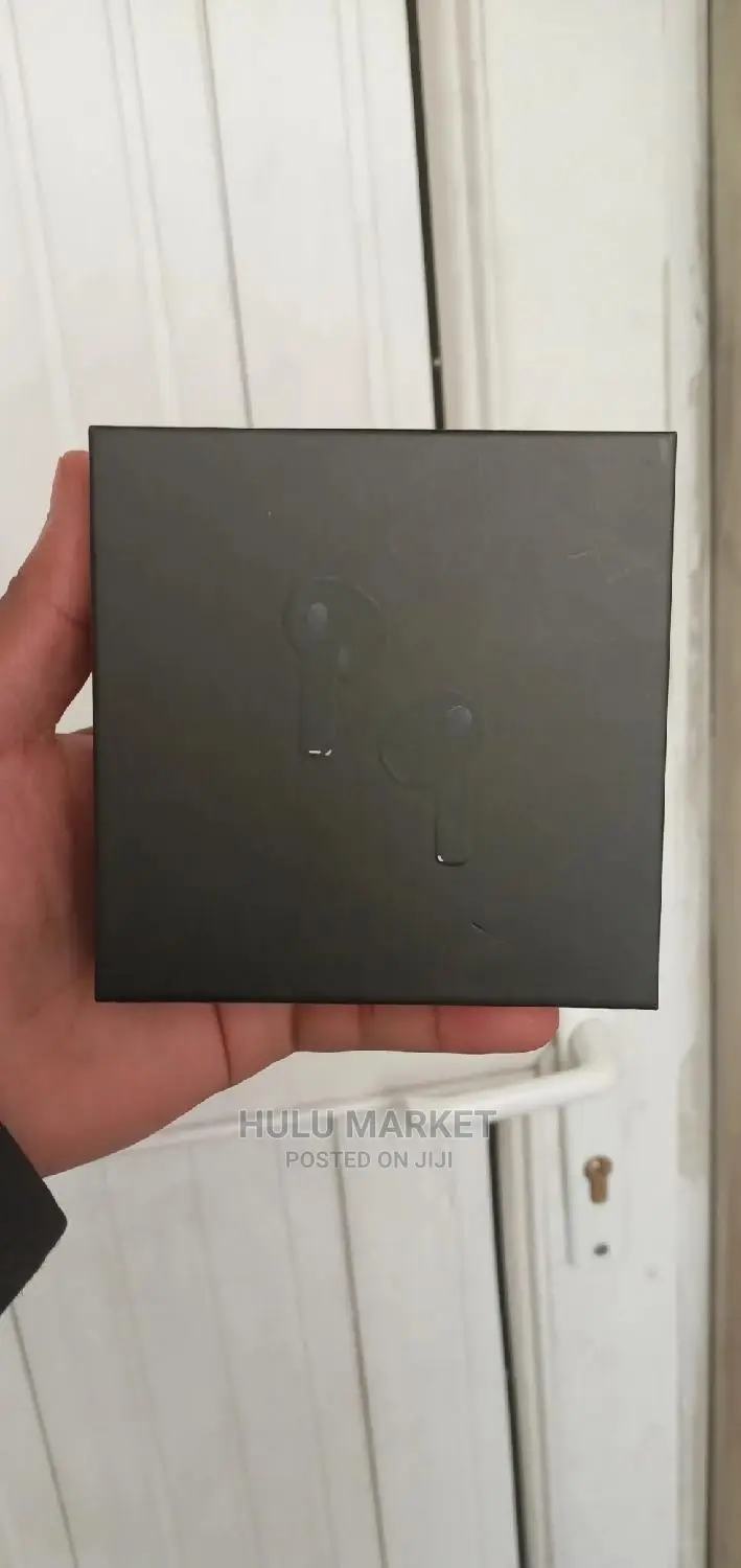 Apple Earpod 3rd Generation And Pro Black