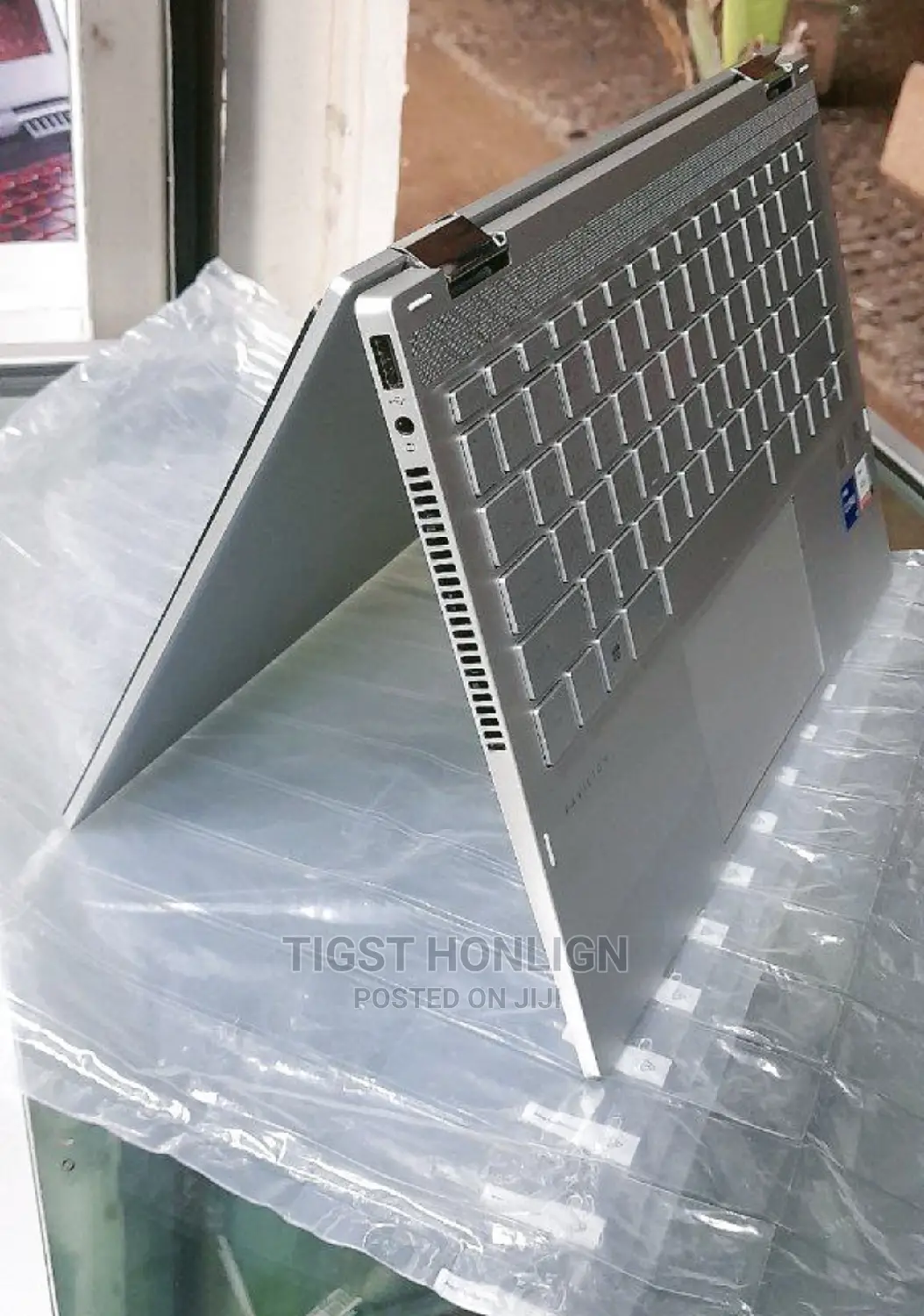 New Laptop HP Pavilion 13 X360 8GB Intel Core I5 SSD 512GB