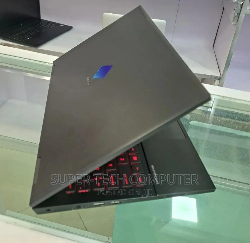 New Laptop HP Omen 15 16GB Intel Core I7 SSD 1T