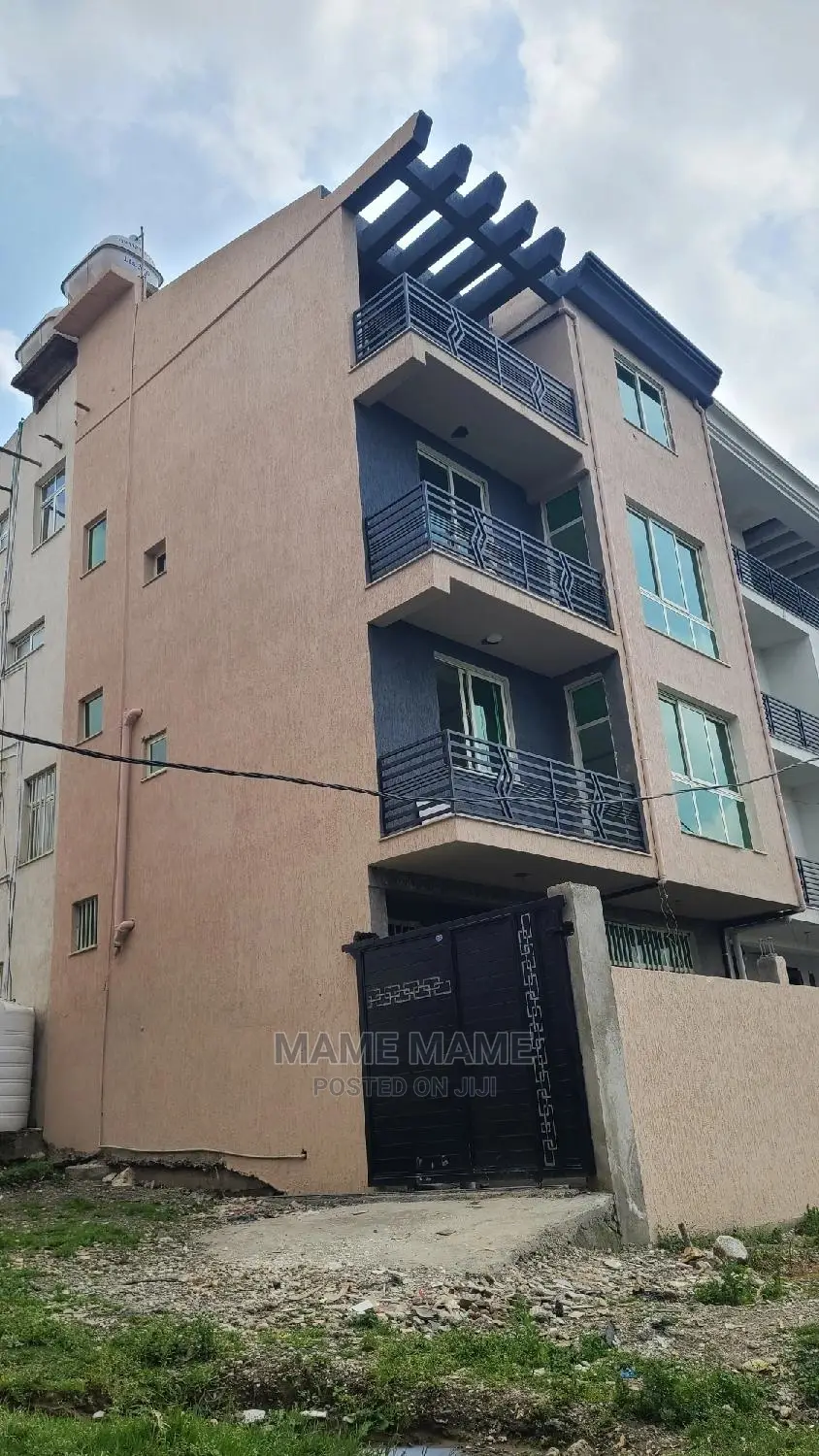 5bdrm House in Addis Abeba, Bole for rent