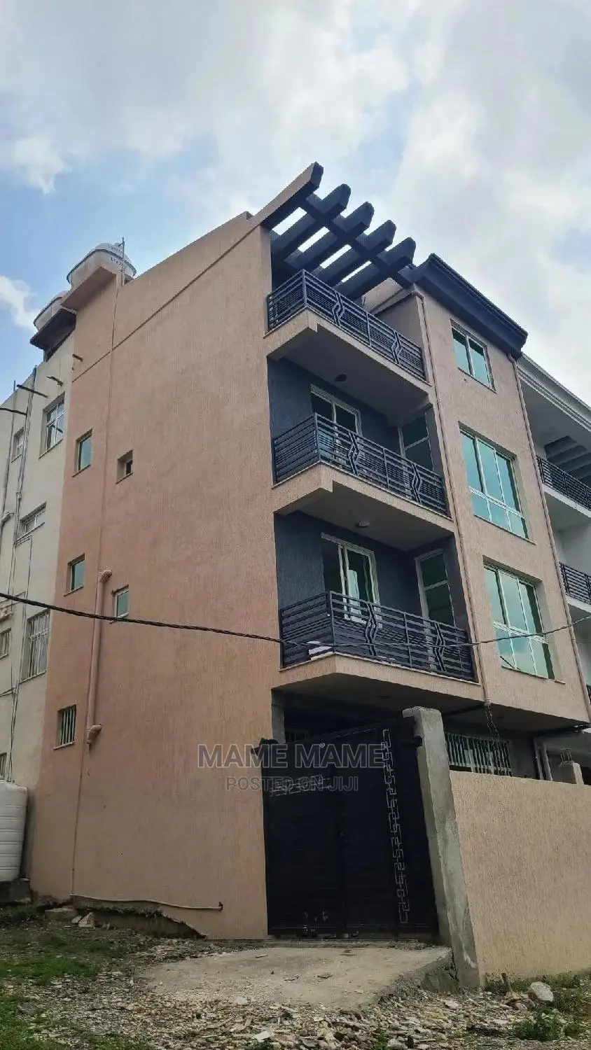 5bdrm House in Addis Abeba, Bole for rent