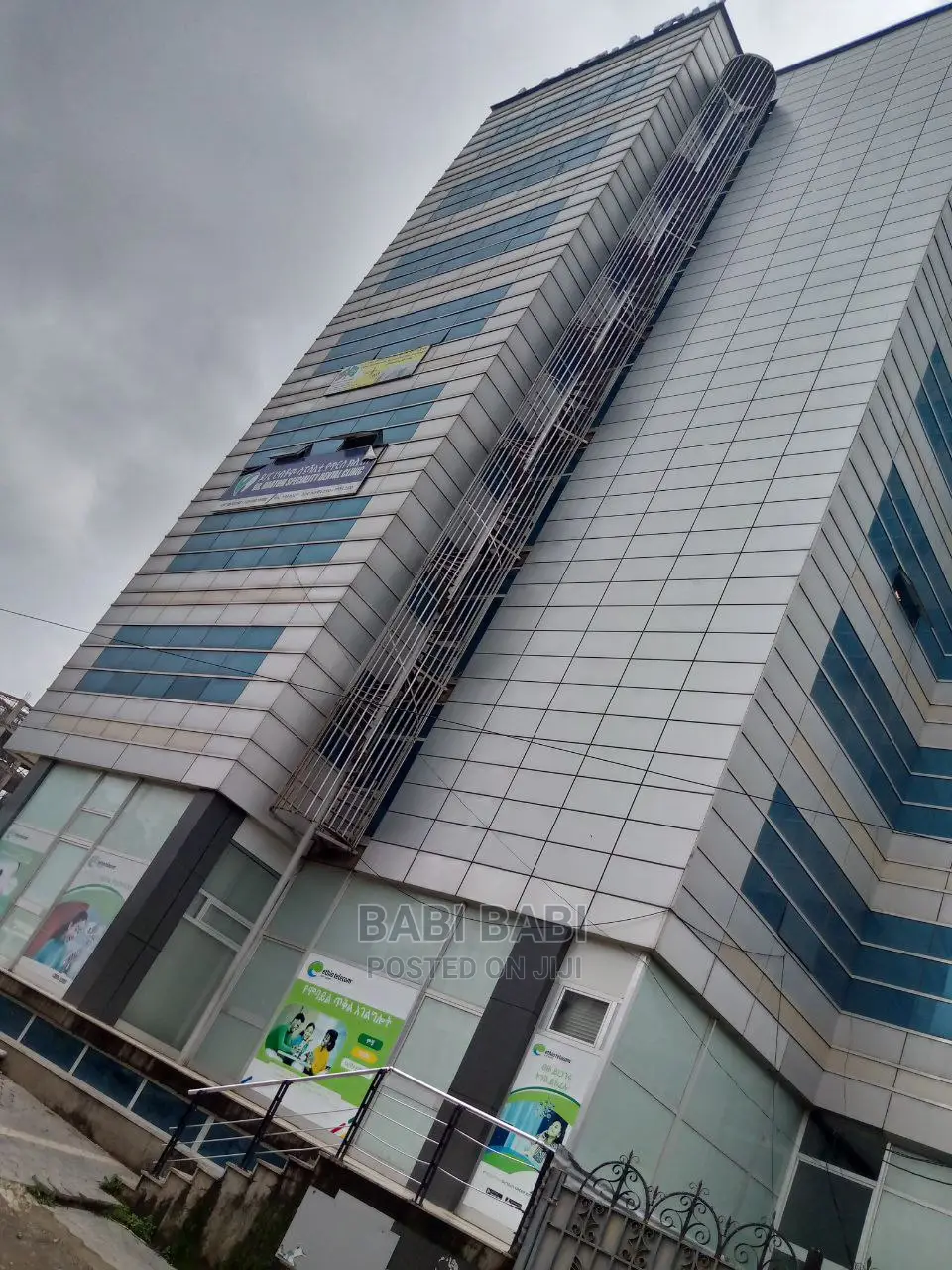 B+G+8 Commercial Building 320M2 For Sale