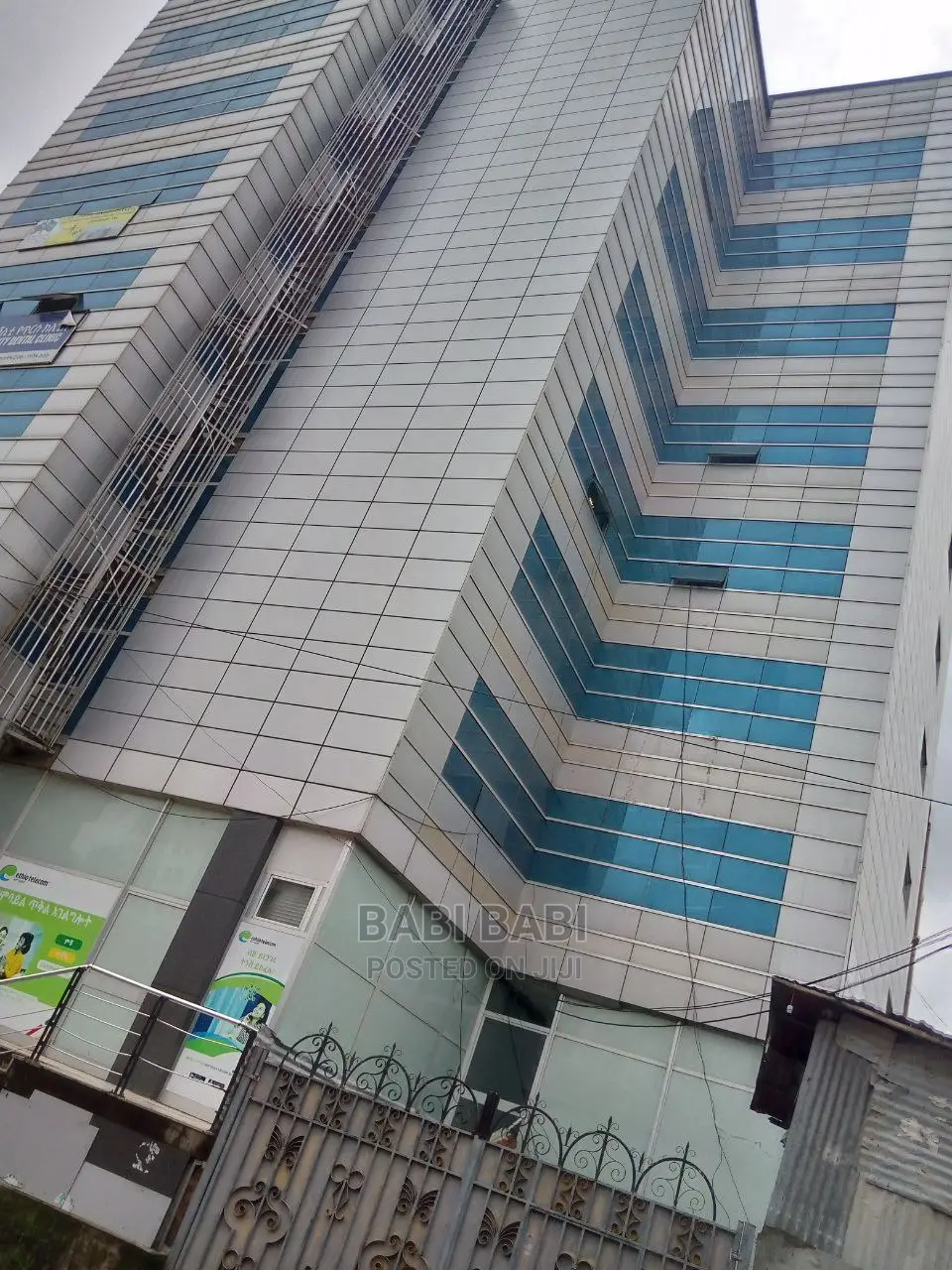 B+G+8 Commercial Building 320M2 For Sale