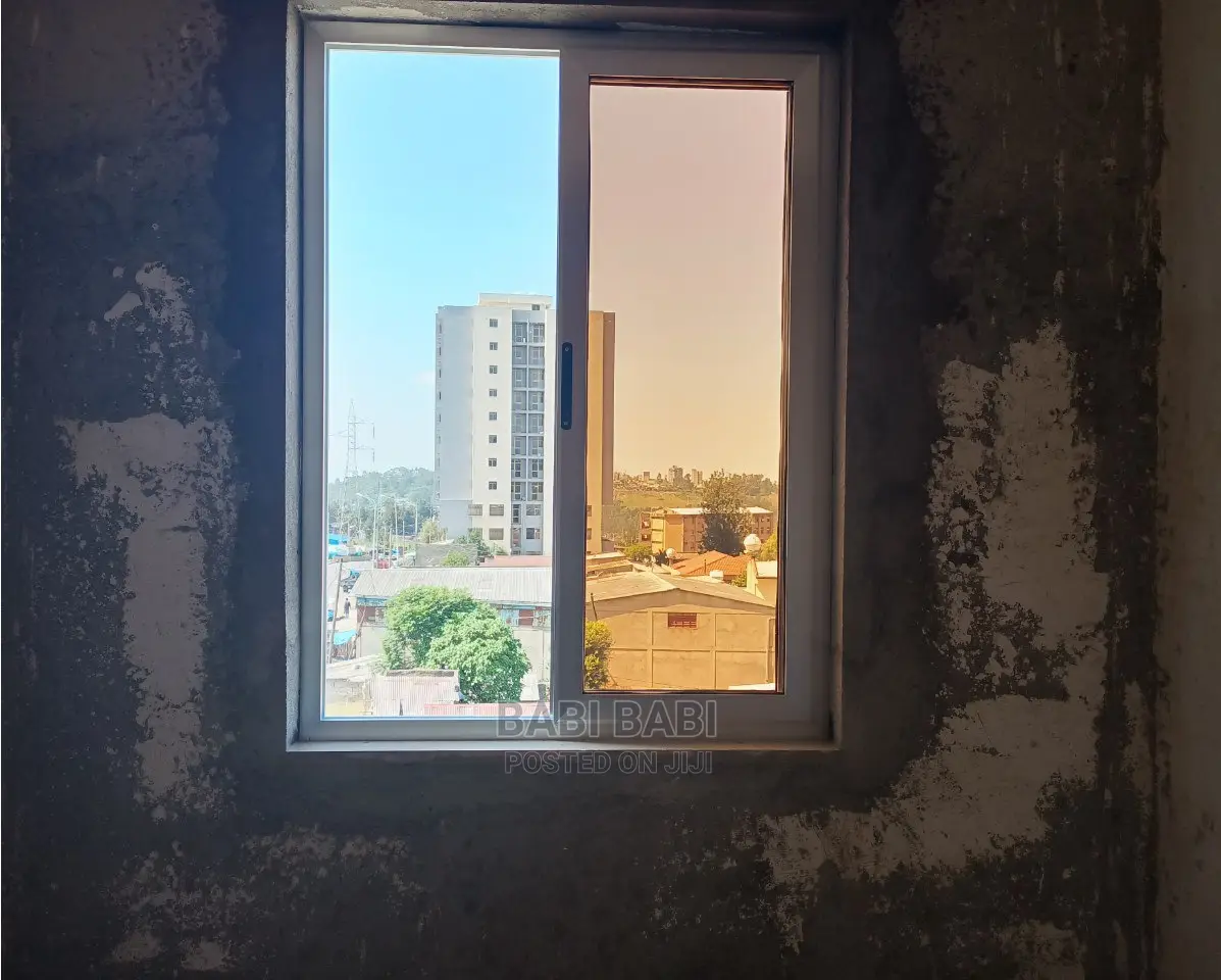 3bdrm Apartment in Luxury Apartment, Nifas Silk-Lafto for sale