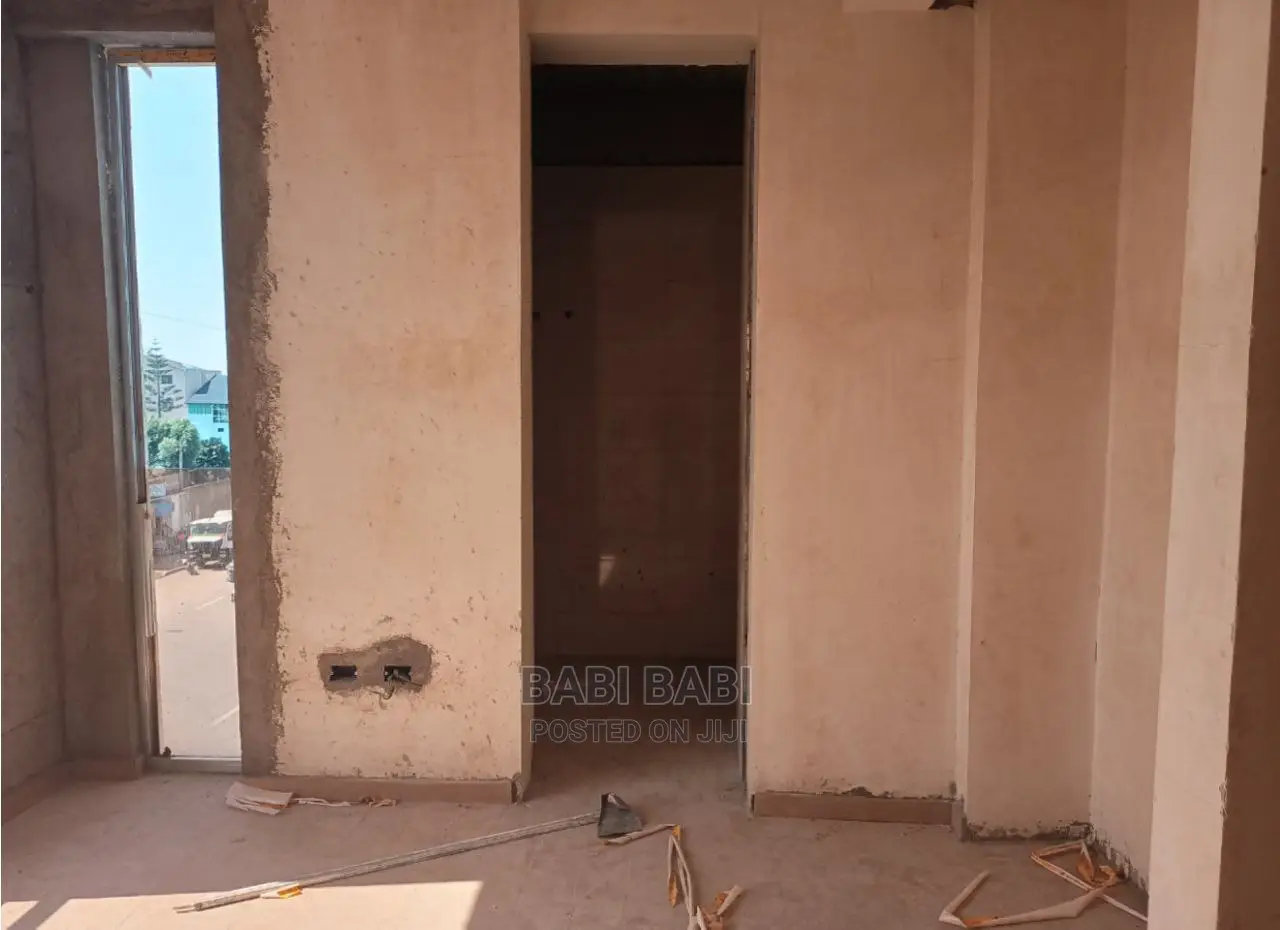 3bdrm Apartment in Luxury Apartment, Nifas Silk-Lafto for sale