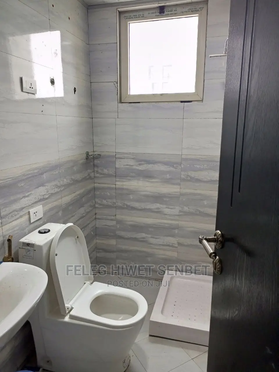 Furnished 3bdrm House in አአ, Bole for sale