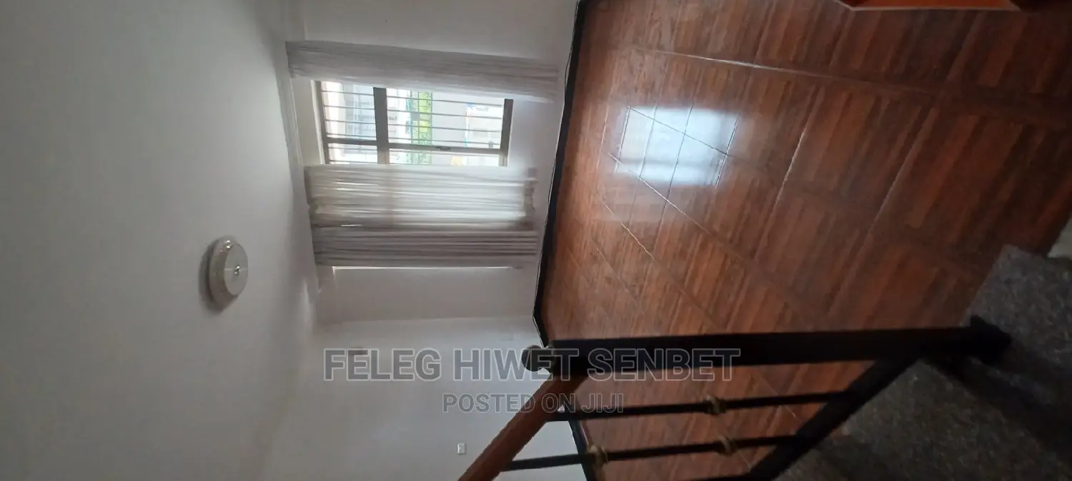 Furnished 5bdrm House in አአ, Bole for sale