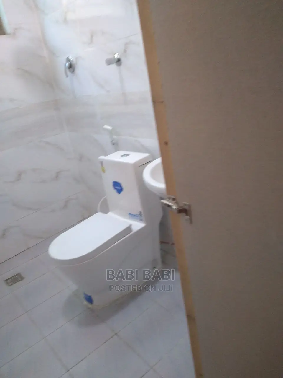 2bdrm Apartment in Gurgi Sun Shine, Nifas Silk-Lafto for sale