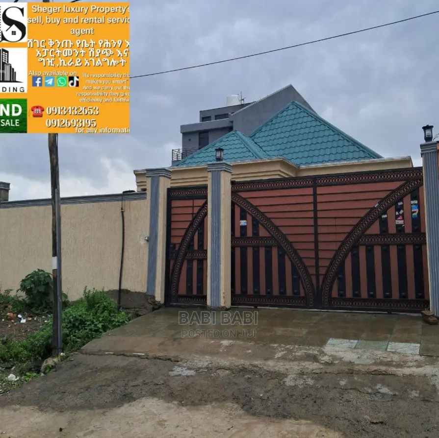 4bdrm House in Ayat Compound Area, Yeka for sale