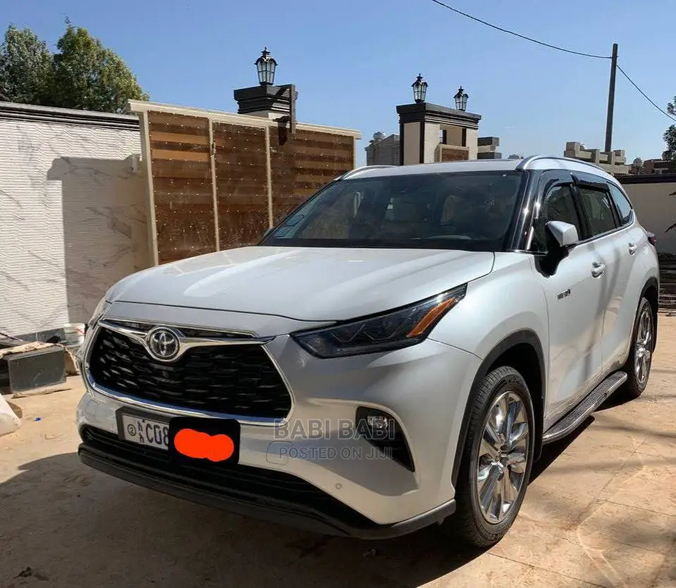 New Toyota Highlander 2022 White