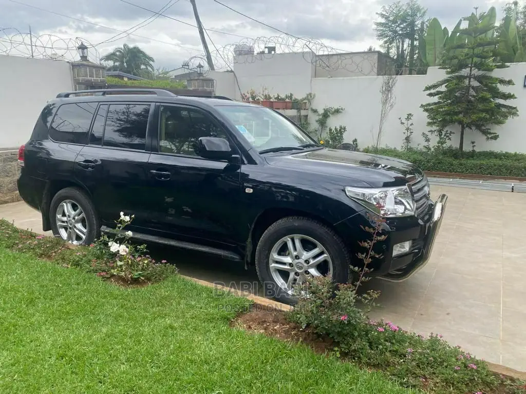Toyota Land Cruiser 2011 Black
