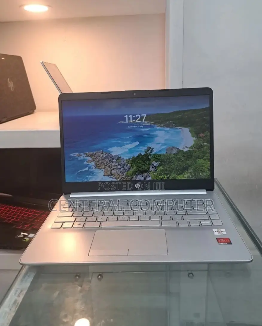 New Laptop HP Stream Notebook 4GB Intel Pentium SSD 128GB