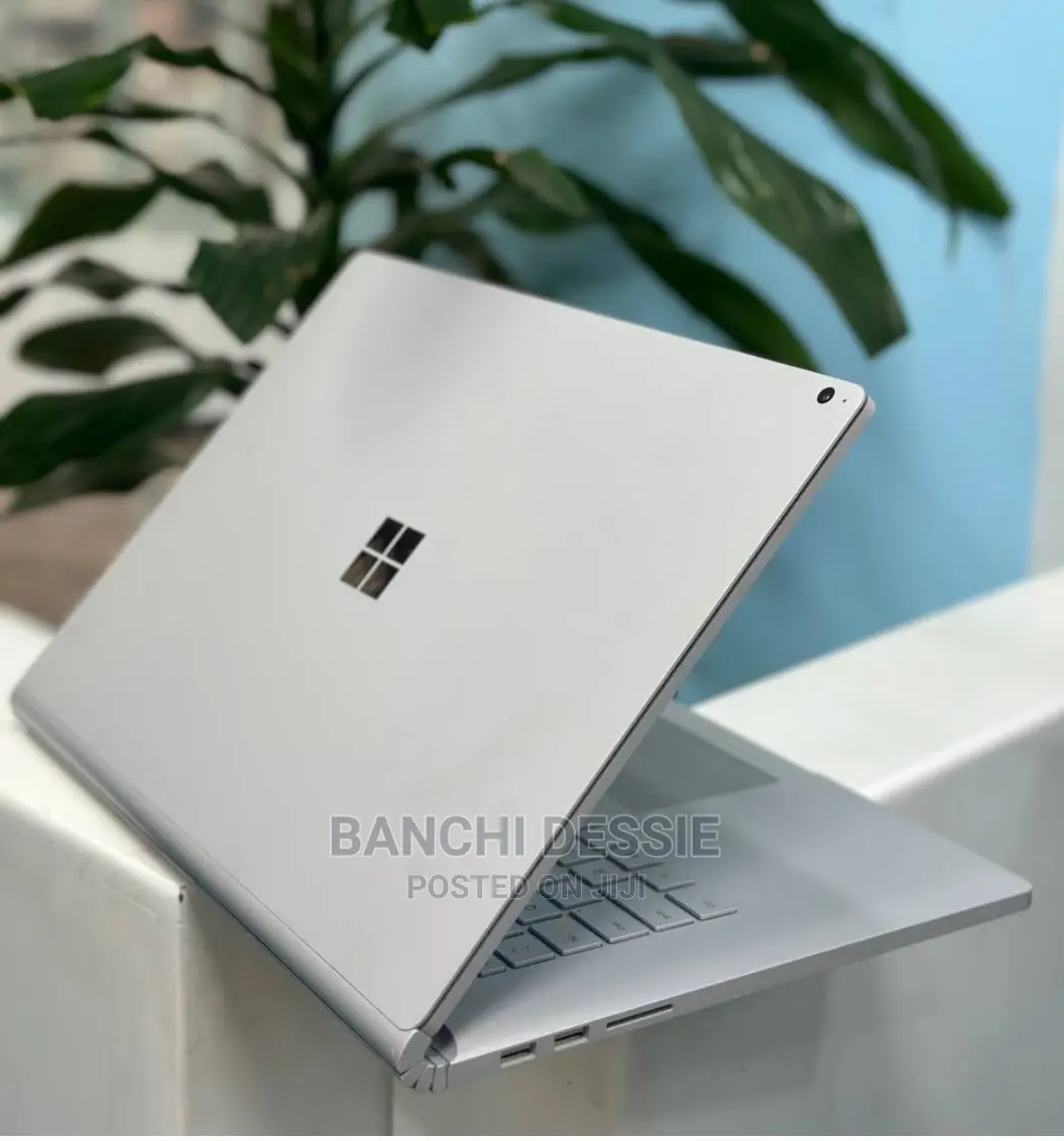 New Laptop Microsoft Surface Book 3 16GB Intel Core I7 SSD 256GB