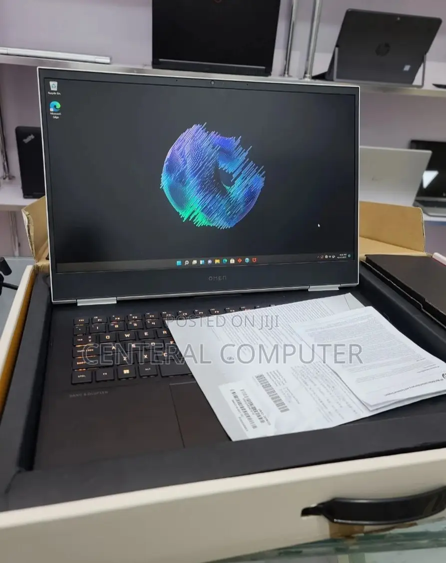 New Laptop HP Omen X 17t 16GB Intel Core I7 SSD 1T