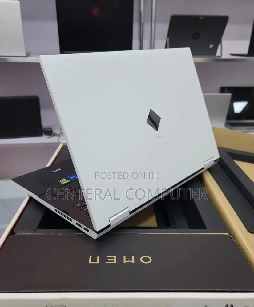 New Laptop HP Omen X 17t 16GB Intel Core I7 SSD 1T