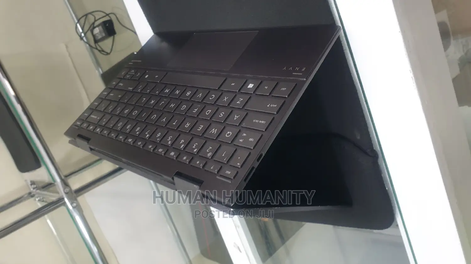 New Laptop HP Envy X360 8GB AMD Ryzen 5 SSD 512GB