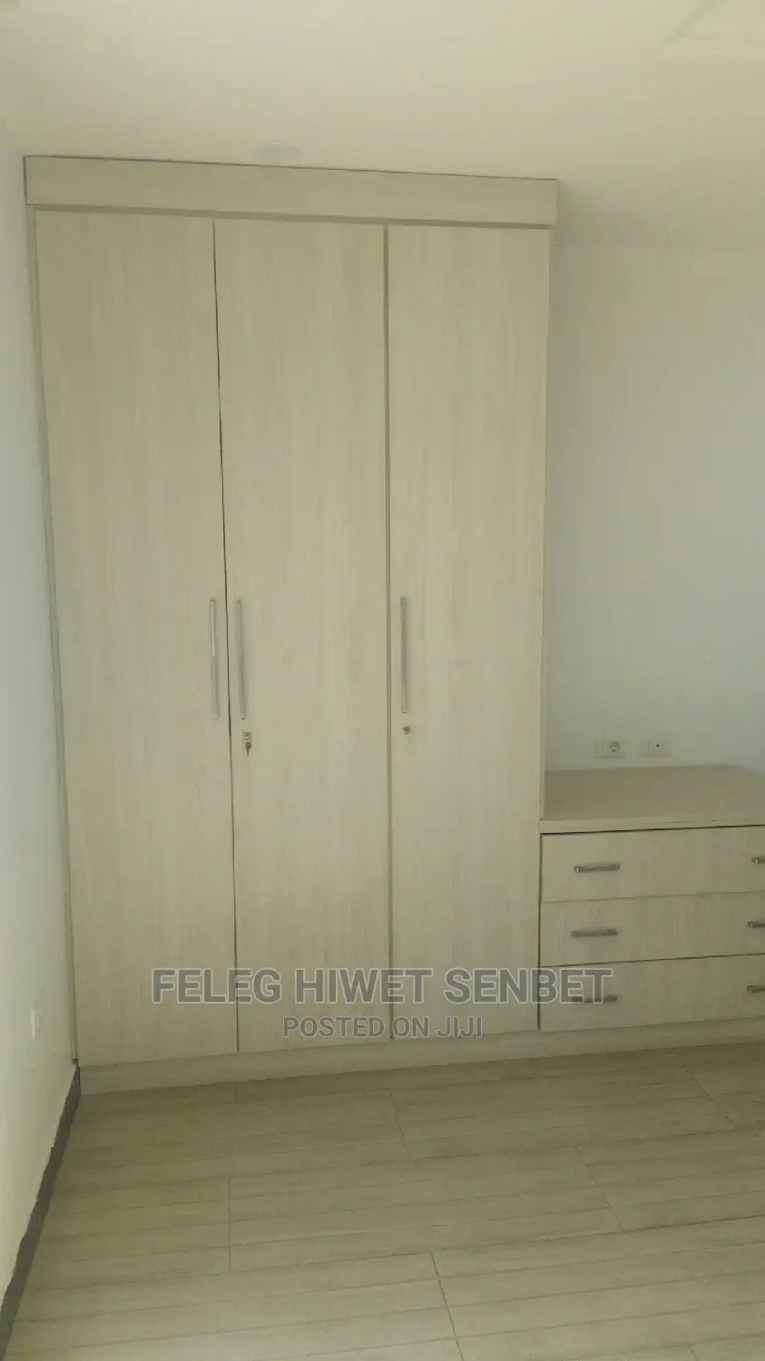 Furnished 6bdrm House in A.A, Bole for Sale