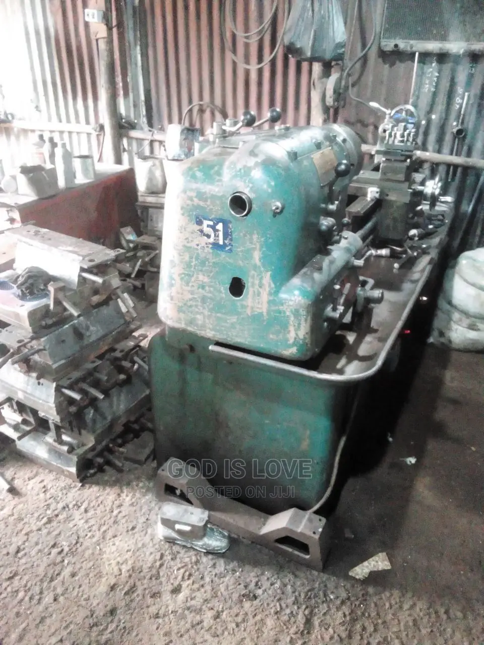 የሚሸጥ ቶርኖ Lathe Machine