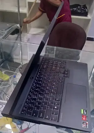 New Laptop Lenovo Legion Y520 16GB Intel Core I7 SSD 512GB