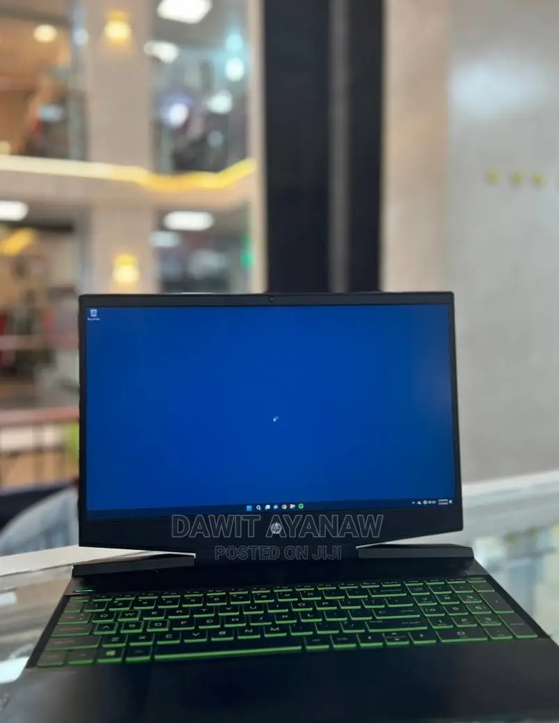 New Laptop HP Pavilion Power 15 8GB Intel Core I5 SSD 512GB