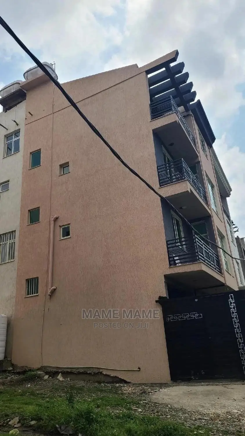 5bdrm House in Addis Abeba, Bole for rent