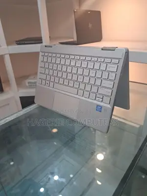 New Laptop HP Pavilion X360 4GB Intel Core 2 Quad SSD 256GB