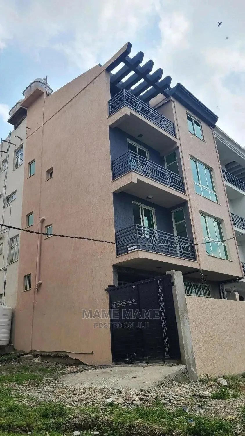 5bdrm House in Addis Abeba, Bole for rent