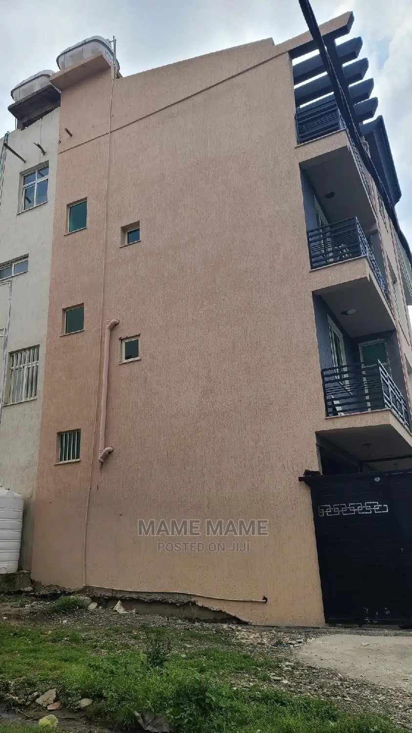 5bdrm House in Addis Abeba, Bole for rent