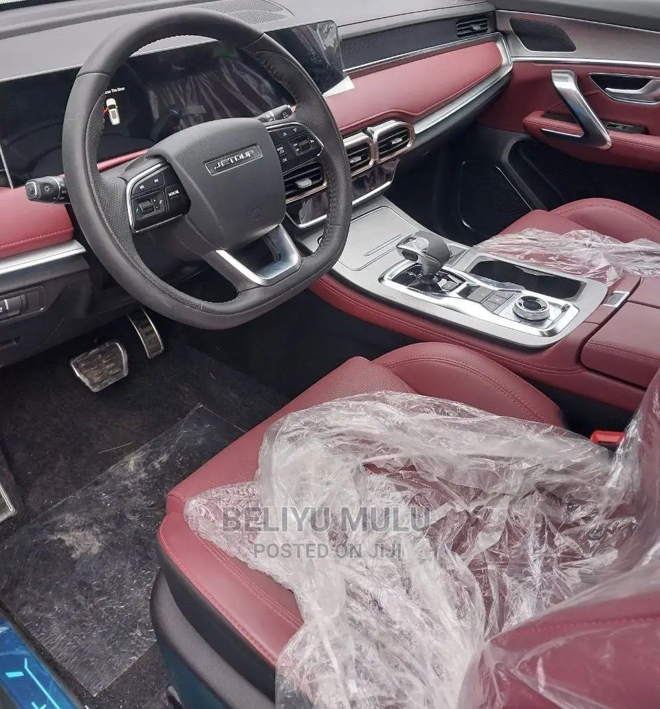 New Jetour X70 Plus 2023 Purple