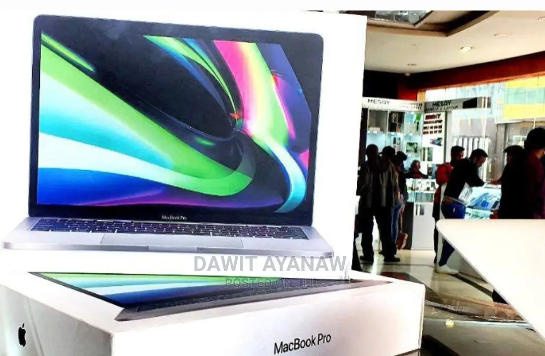 New Laptop 8GB Apple M1 Pro SSD 256GB