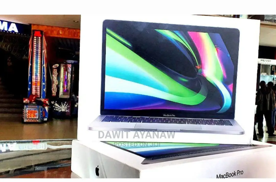 New Laptop 8GB Apple M1 Pro SSD 256GB