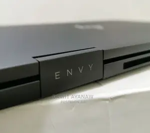 New Laptop 8GB AMD Ryzen 7 SSD 512GB