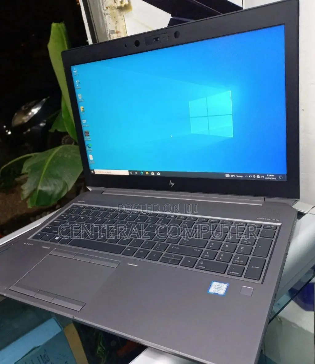New Laptop HP ZBook Studio 32GB Intel Core I7 SSD 512GB