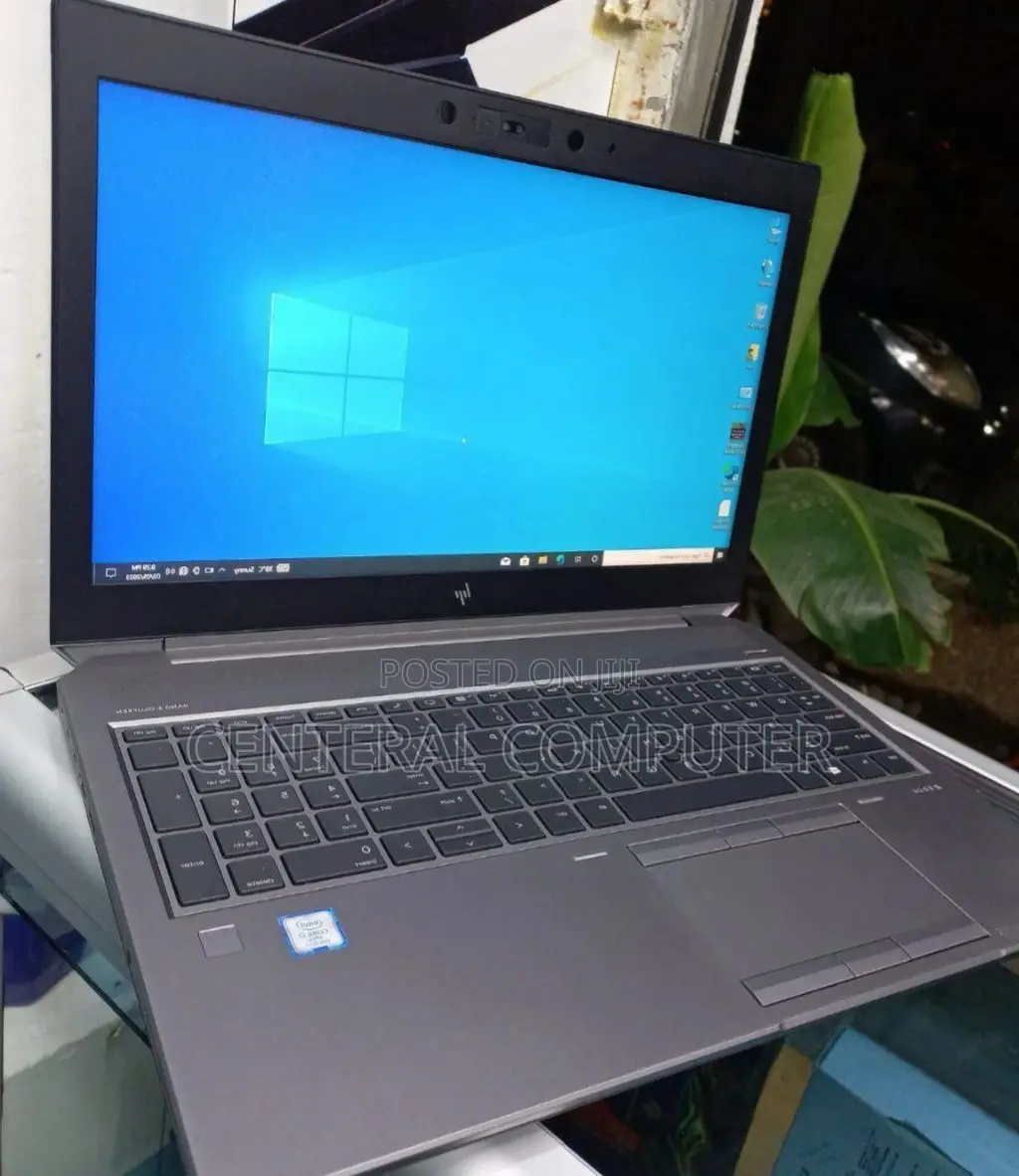 New Laptop HP ZBook Studio 32GB Intel Core I7 SSD 512GB