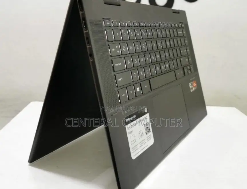 New Laptop HP Envy 17 16GB AMD Ryzen 7 SSD 512GB