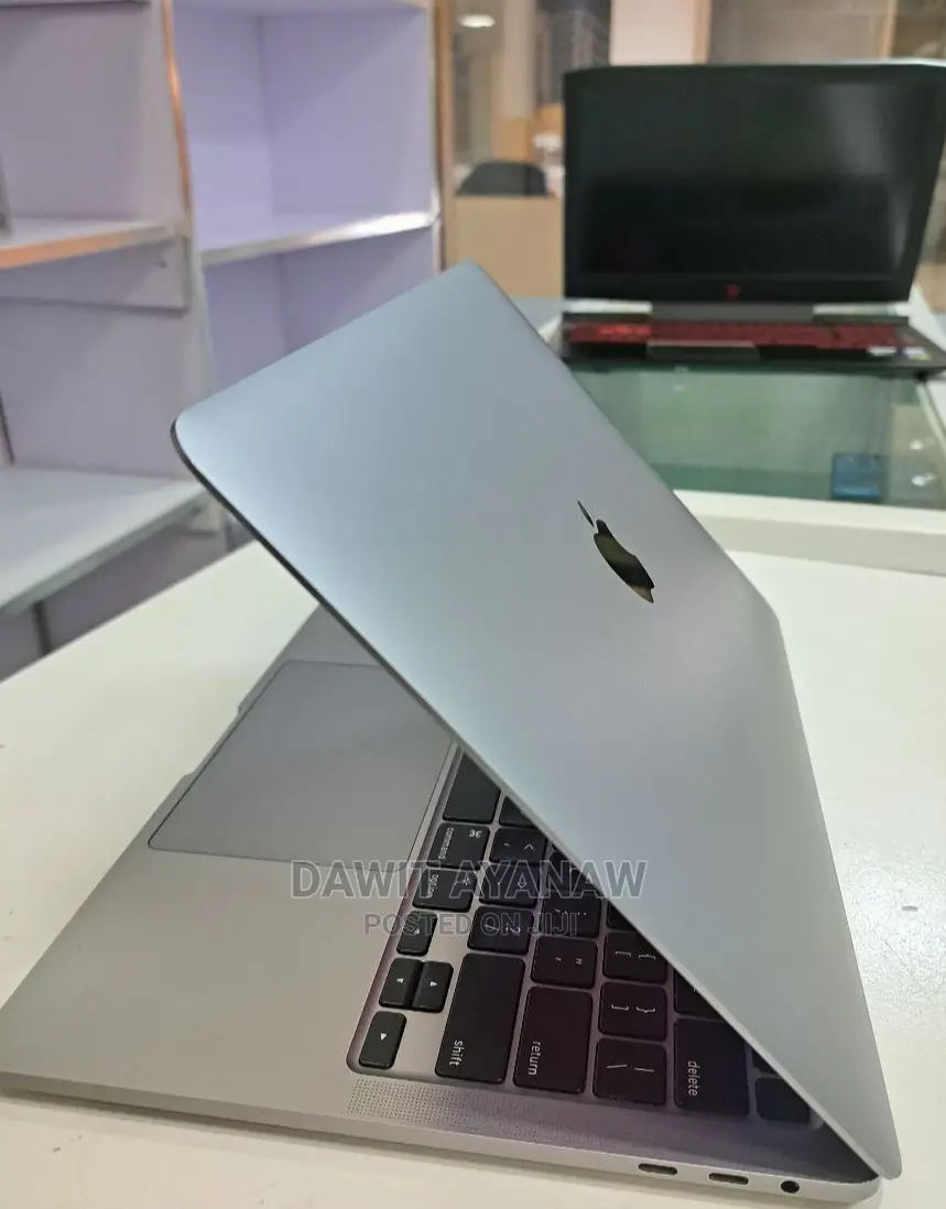 New Laptop 8GB Intel Core I5 SSD 256GB