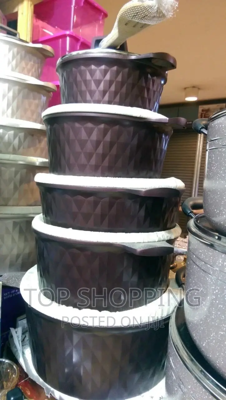 ሞምኮክ (Momcoc) ዘመናዊ ጠንካራ እና ኦሪጂናል ድስት