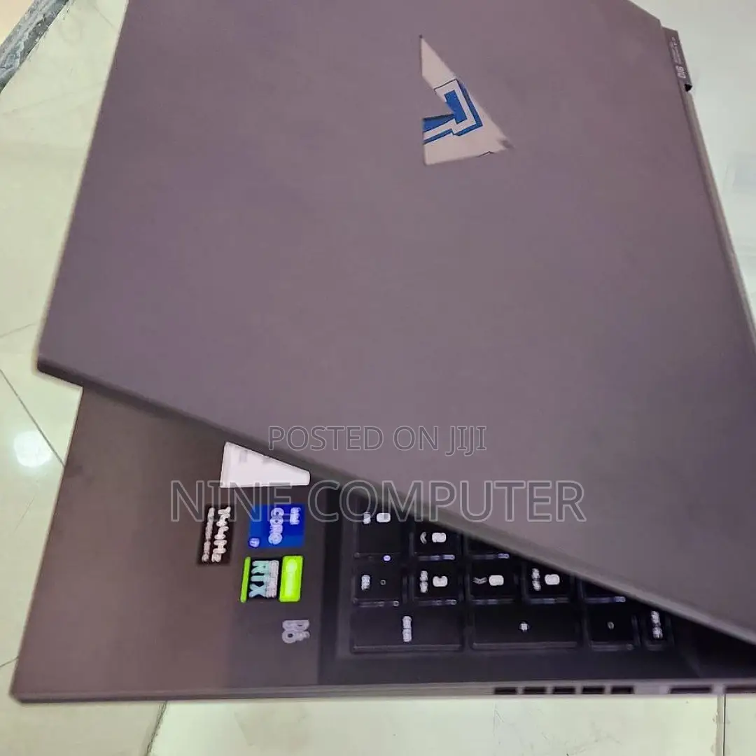 New Laptop HP Omen 15 32GB Intel Core I7 SSD 1T