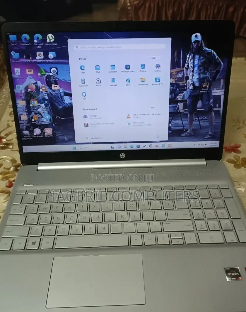 New Laptop HP 8GB AMD Ryzen 7 SSD 512GB