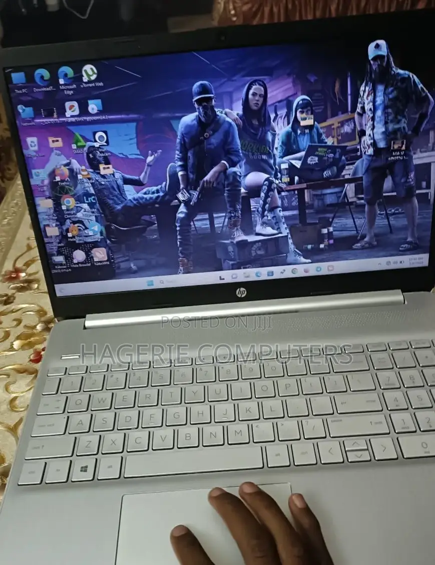 New Laptop HP 8GB AMD Ryzen 7 SSD 512GB