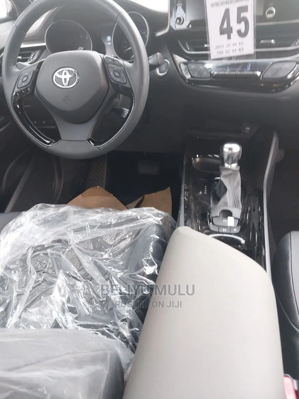 New Toyota C-HR 2022 Gray