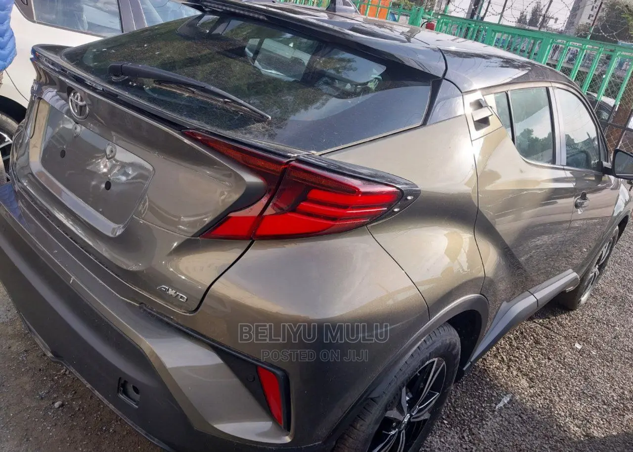 New Toyota C-HR 2022 Gray