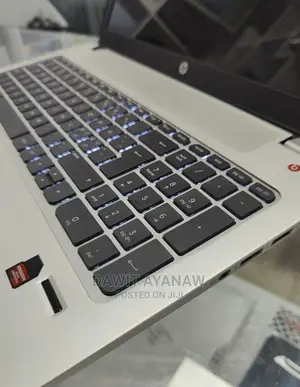 New Laptop HP Envy 15 8GB AMD A8 HDD 1T