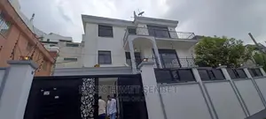 6bdrm House in አአ, Bole for sale