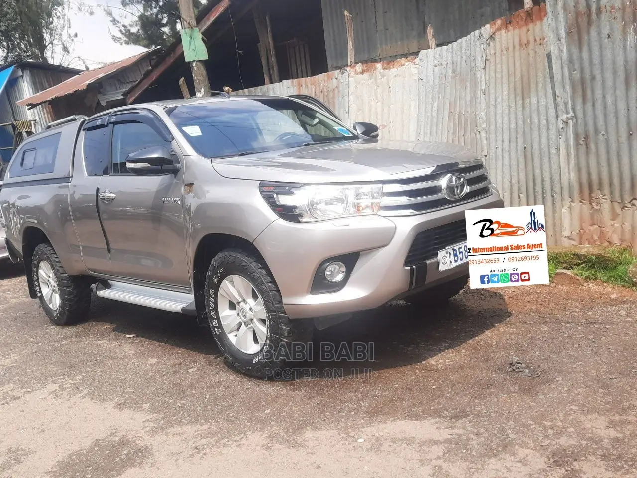 Toyota Hilux 2018 Gold